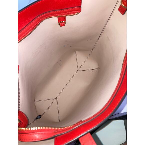 MICHAEL KORS, LARGE SHRIMP SAFFIANO LEATHER SHOULDER BAG - Picture 14 of 15